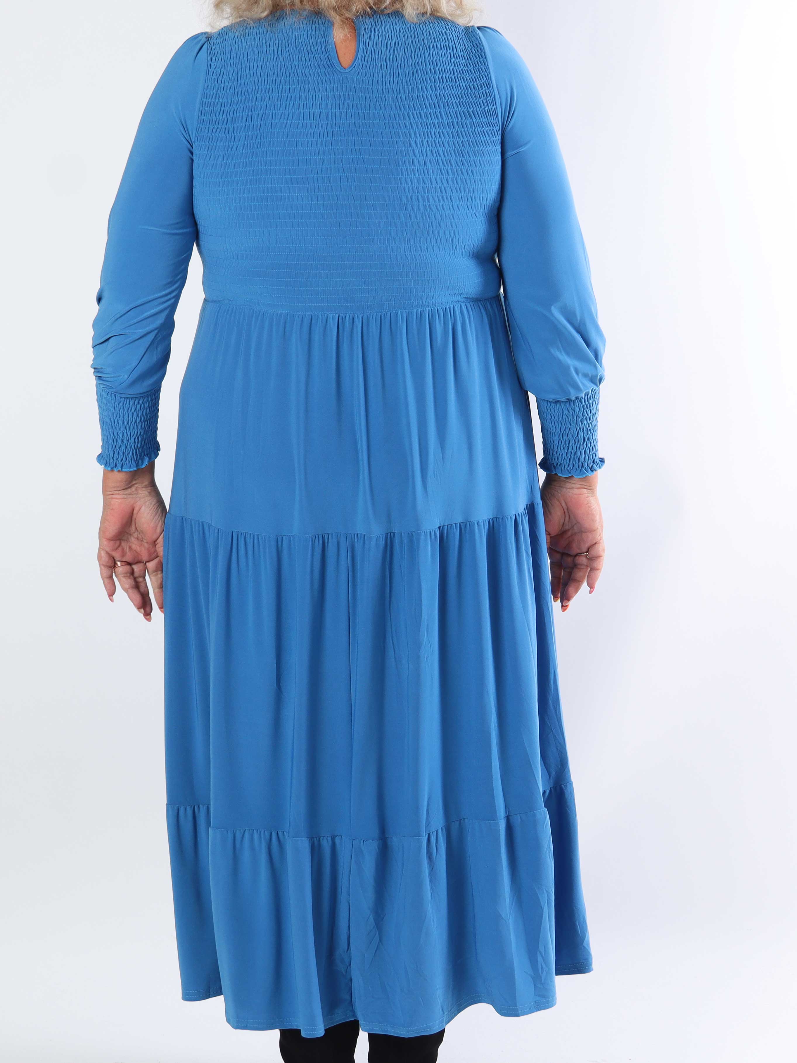 Kelly Long - Stretch plus size klänning med smock över bröstet